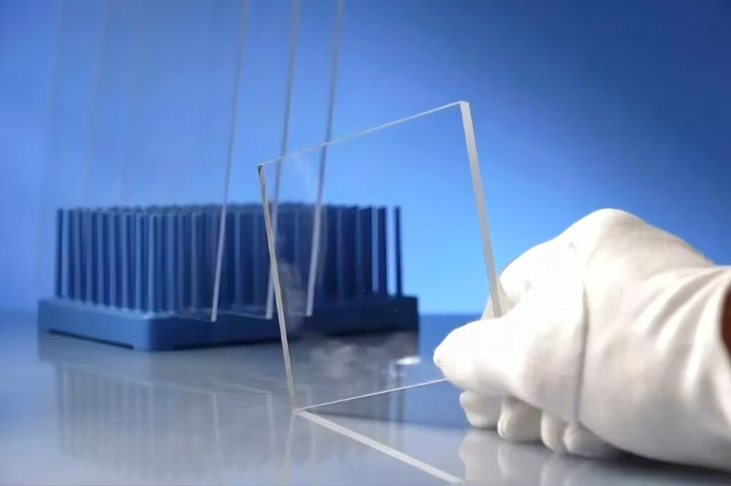 Ácido 2-cloro-4-fluorobenzóico e materiais de cristal líquido